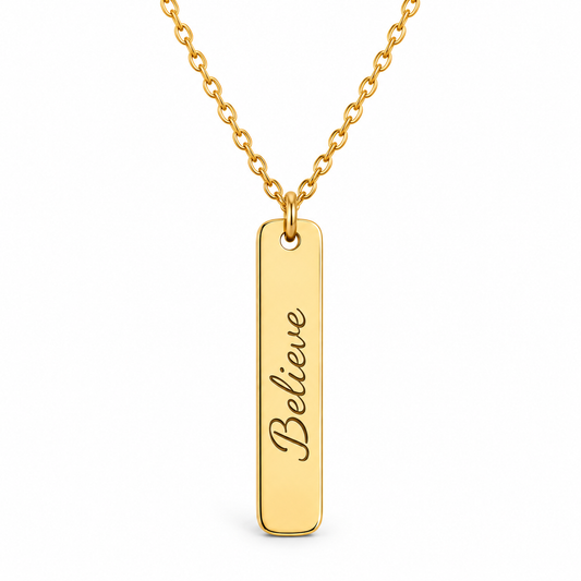 Collar Oslo — una pieza sobre fondo blanco de estudio