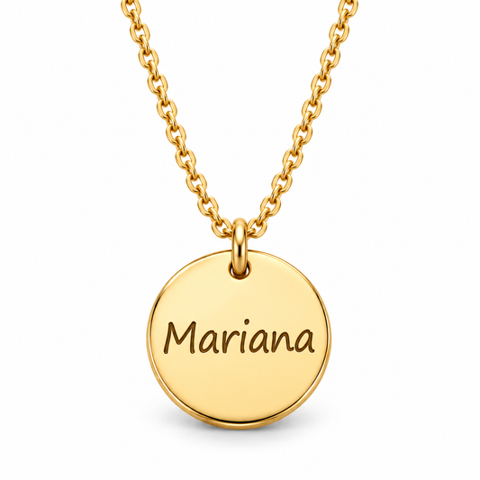 Collar París — una pieza sobre fondo blanco de estudio
