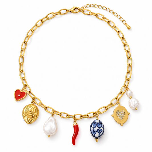 Collar Positano con fondo blanco de estudio